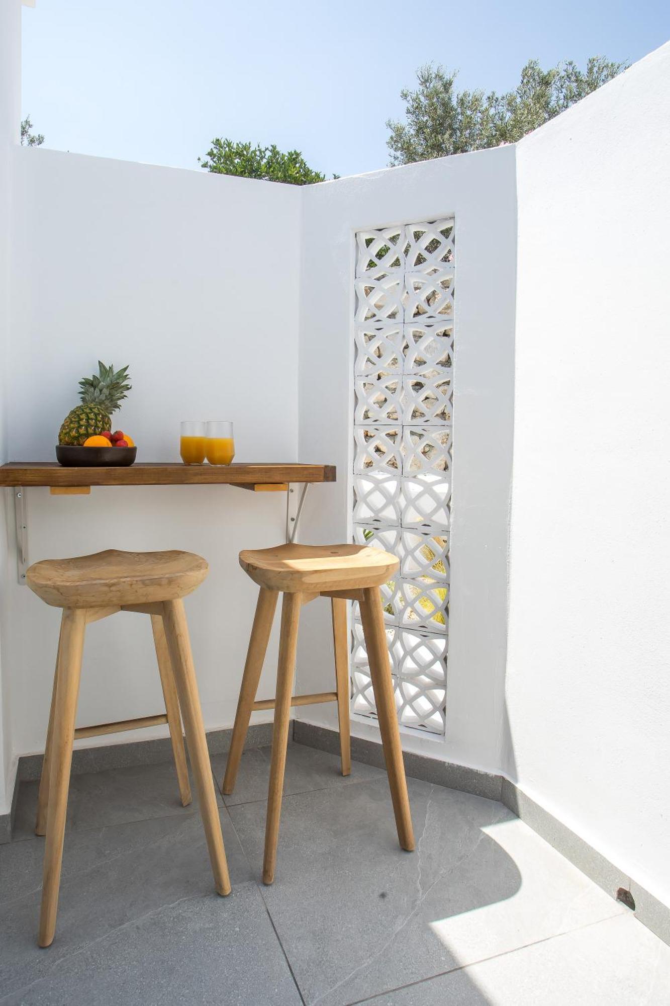 Calma Luxury Studios & Suites Faliraki Exterior foto